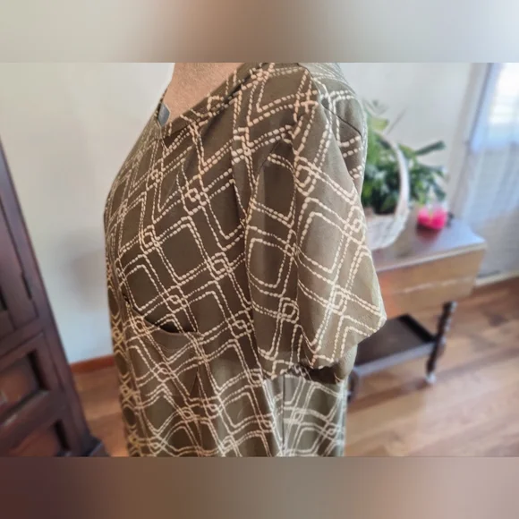 Luluroe Olive Green Patterned Dress 2XL - Picture 6 of 7